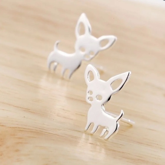 Super Cute Chihuahua Stud Earrings - Picture 4 of 5